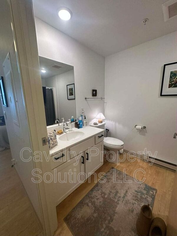 Photo - 1831 W Michigan St