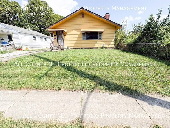 Building Photo - 400 S Highland Ave