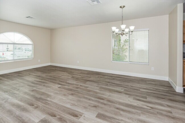 Photo - 1820 Loida Ct