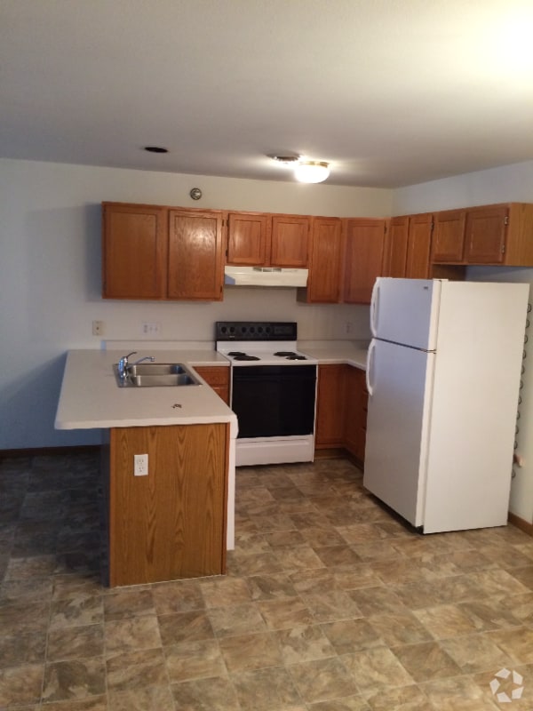 Building Photo - 100 S Division St Rental