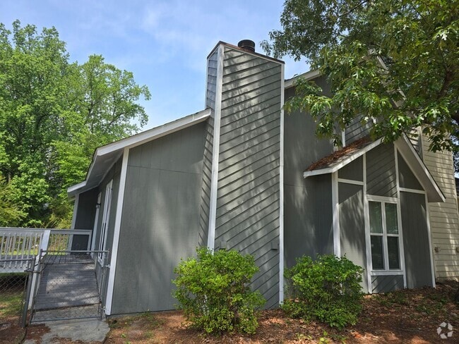 Building Photo - 807 Danish Dr Rental
