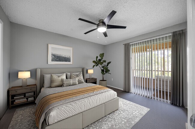 2 BR, 2BA-876 SF- Park at Walden Lake