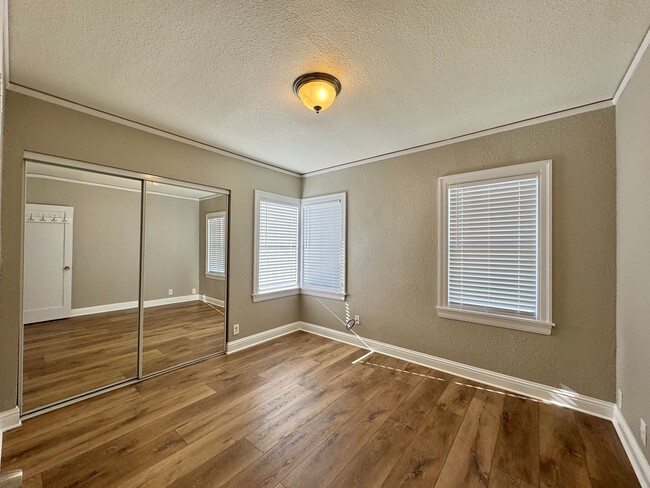 Photo - Spacious and Updated 1 Bedroom, 1 Bathroom...