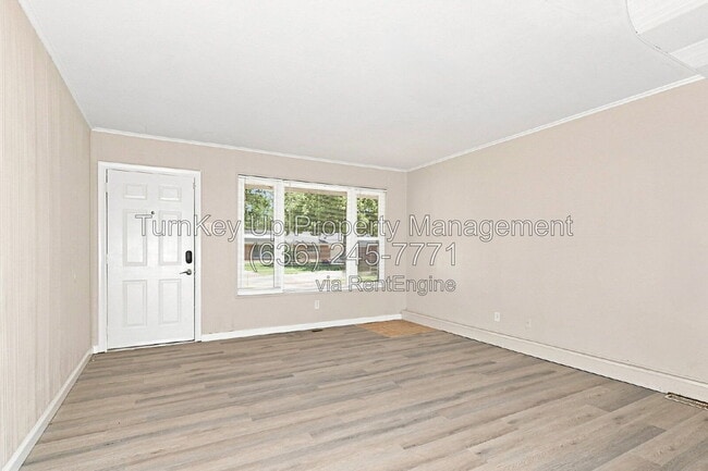 Photo - 840 Lebon Dr