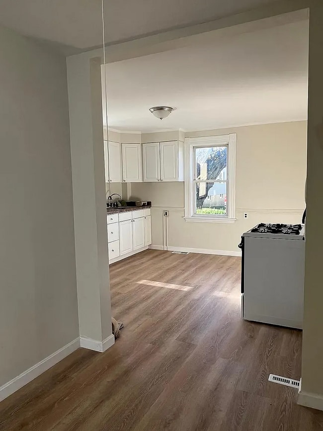 Photo - 6 Wheeler St Unit 1