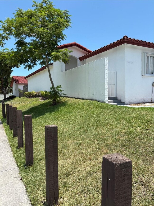 Building Photo - 20705 SW 81st Ct