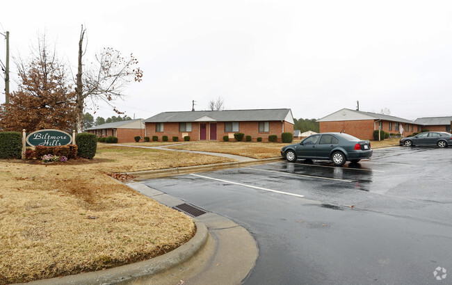 Photo - Biltmore Hills Apartments