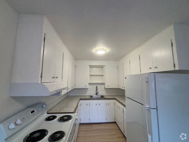 Building Photo - 27th Ave 4 plex Unit 2 Rental