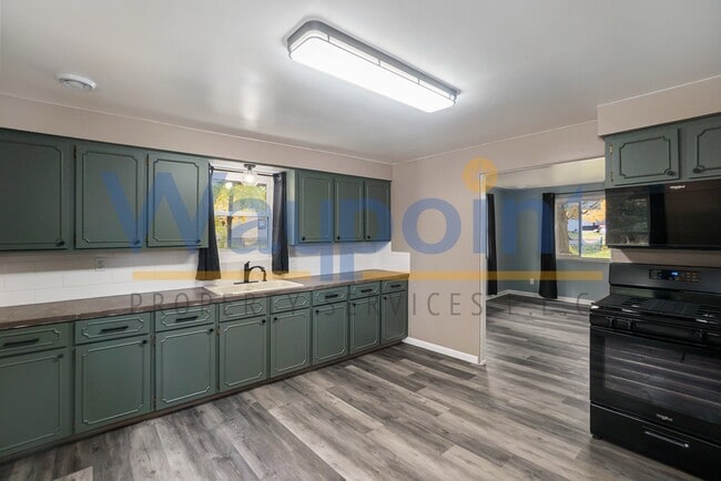 Building Photo - 2941 S Derby Rd