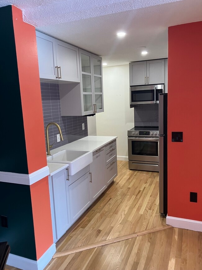 Photo - 505 Centre St Unit #7