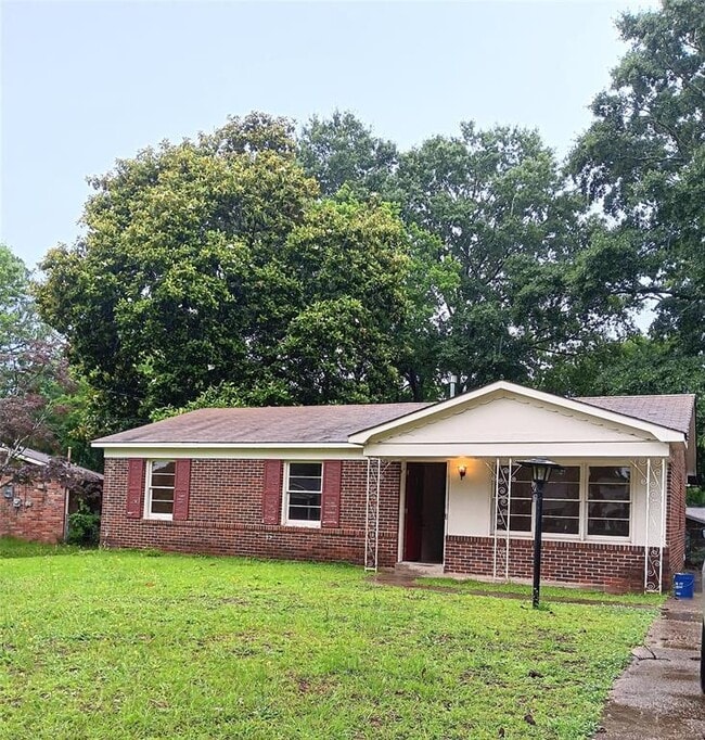 Building Photo - 3215 Fairfax Rd Rental
