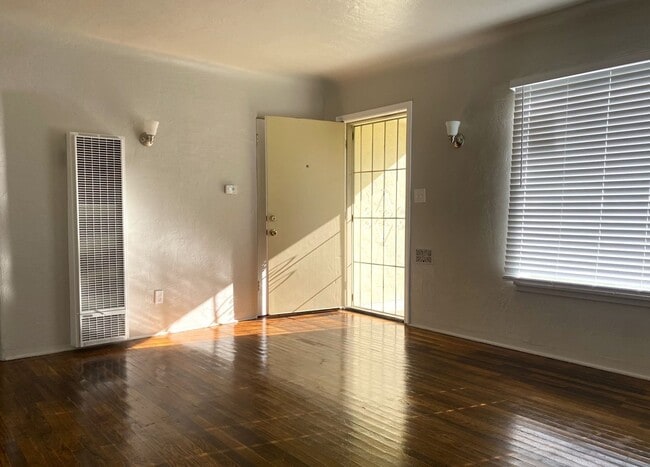 Photo - Lovely 2-bdrm./1-bath home with bonus room available now!