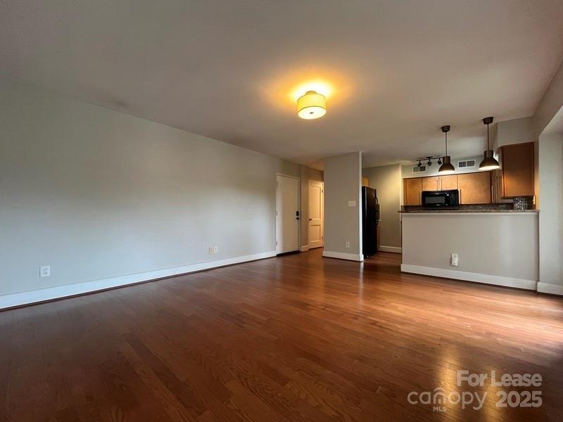 Photo - 2427 Vail Ave Rental