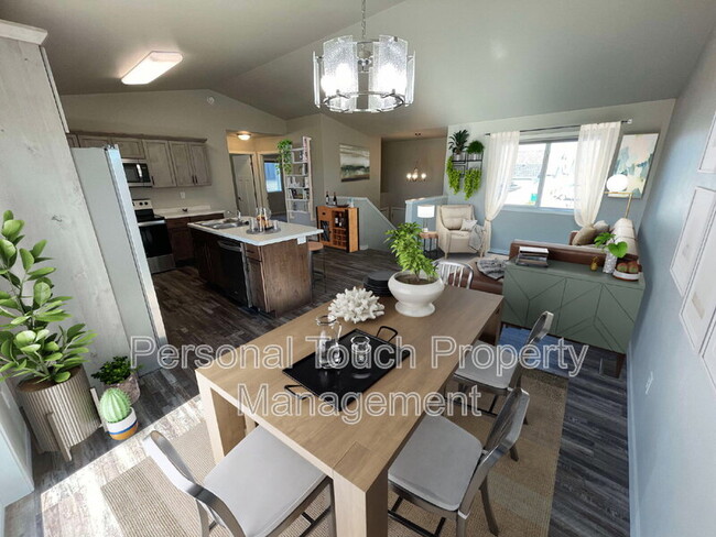 Photo - 1071 Barnes Dr W