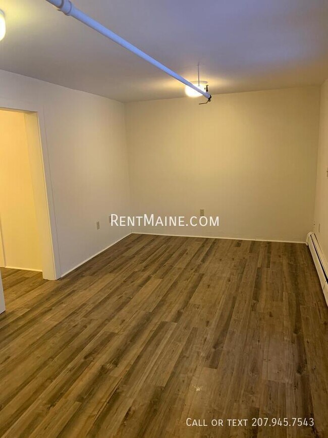 Photo - 2412 Western Ave Unidad D