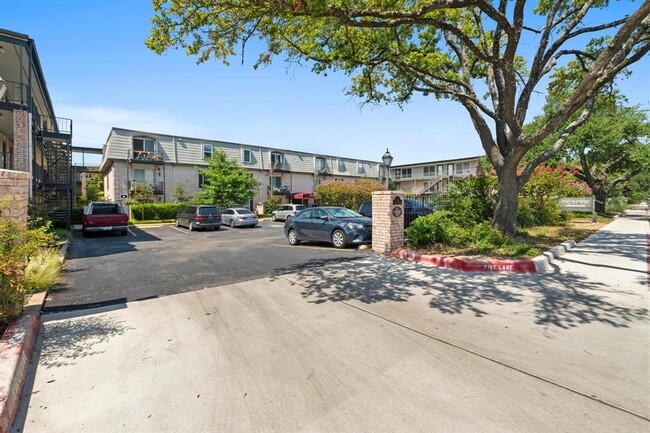Photo - 2425 Ashdale Dr Unit 51