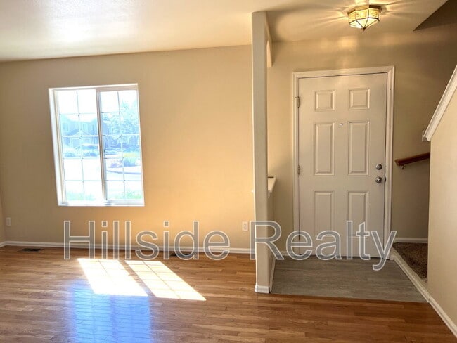 Photo - 191 Ellers Grove