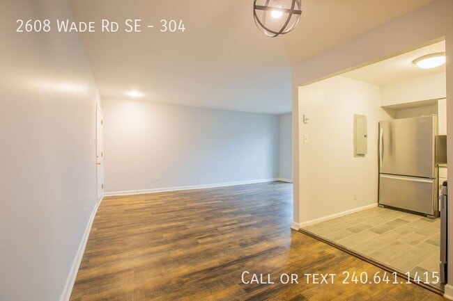Photo - 2608 Wade Rd SE