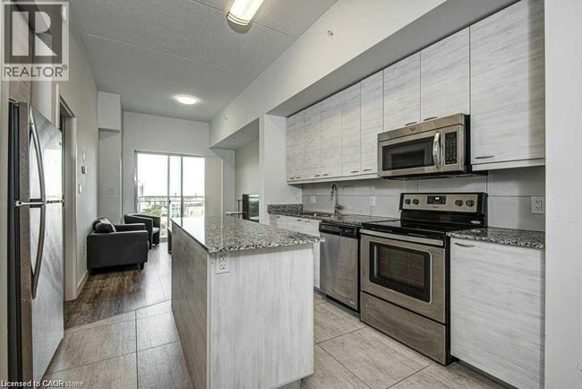 Photo - 280 Lester St Unit 819