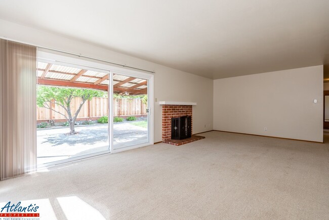 Photo - Lovely Home | Nice Backyard | Attached Garage