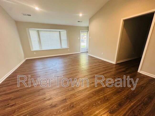 Photo - 887 Quail Chase Ln