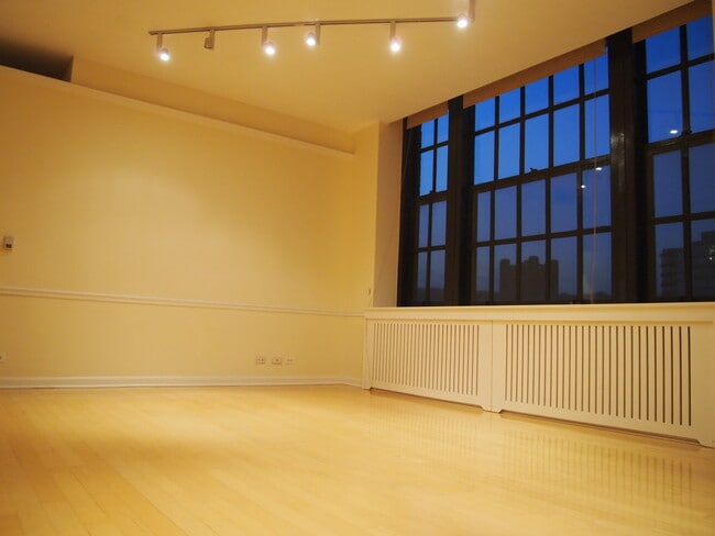 Photo - 807 Church St Unit 513