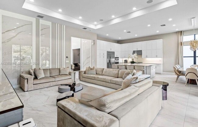 Photo - 8533 Ganton Dr