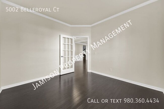 Photo - 5002 Belleroyal Ct