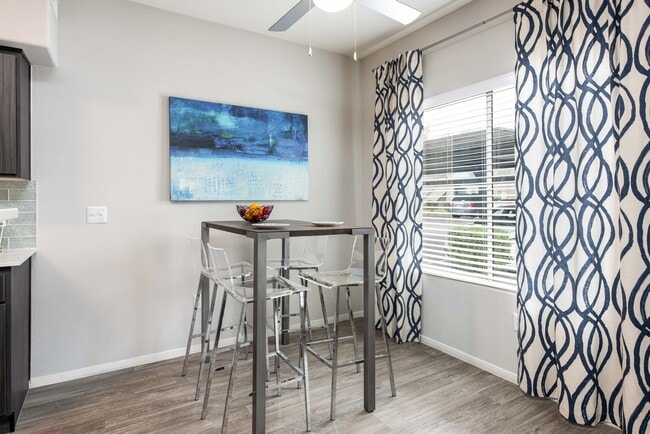 Photo - Ventana Canyon Apartments