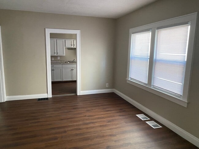 Photo - 608-610-610 Racine Ave Unidad 610 Racine Avenue