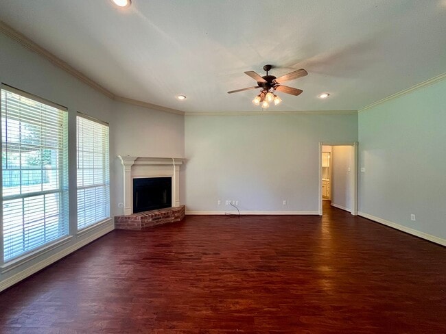 Photo - 16780 Terrebone Dr.