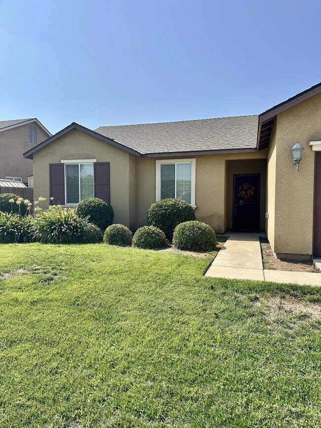 Photo - 1252 Veronica Ave