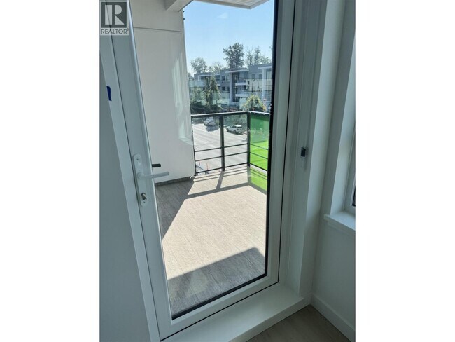 1616 Lloyd Ave Unit 30*