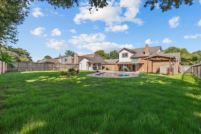 Photo - 1016 Glenshannon Ave