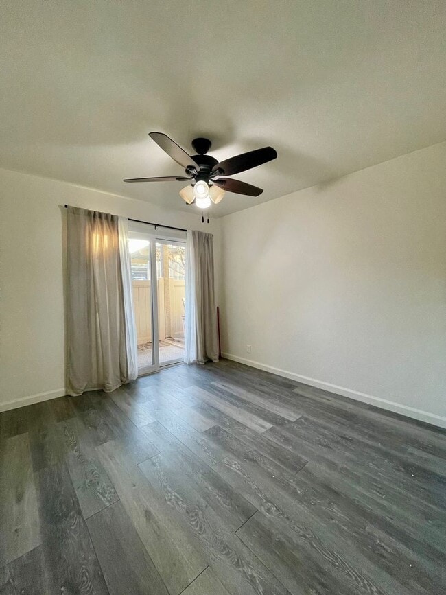 Photo - 11517 Fury Ln Unidad 1