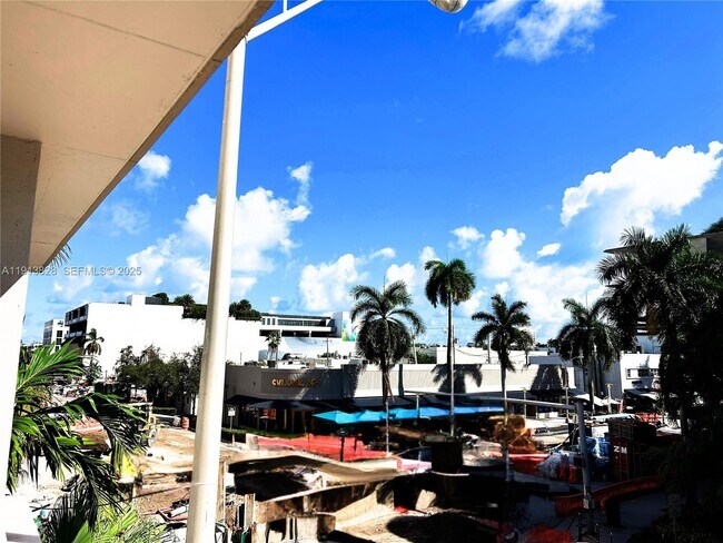 Photo - 1300 Lincoln Rd Unit A301