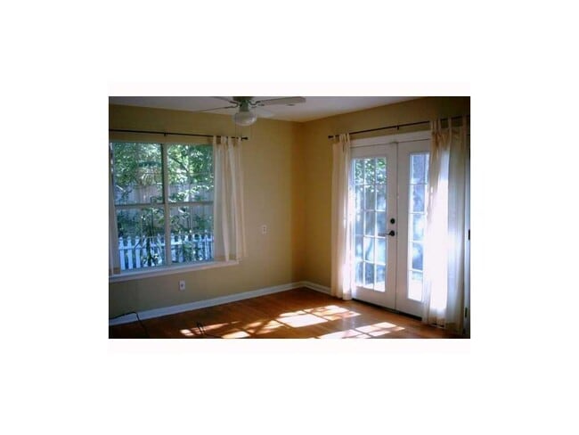 Photo - 5513 William Holland Ave