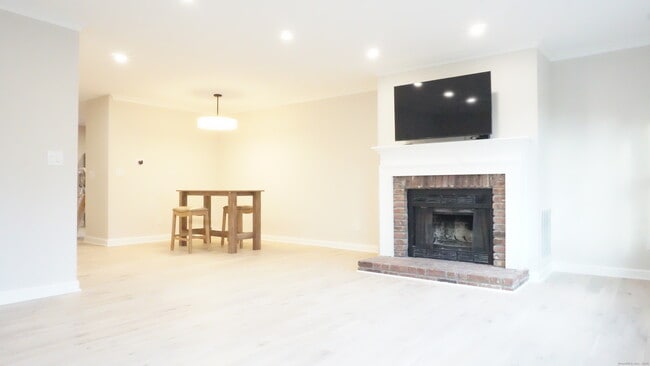 Photo - 24 Overlook Dr