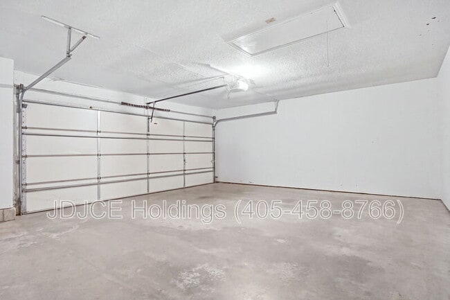 431 W Curtis Dr