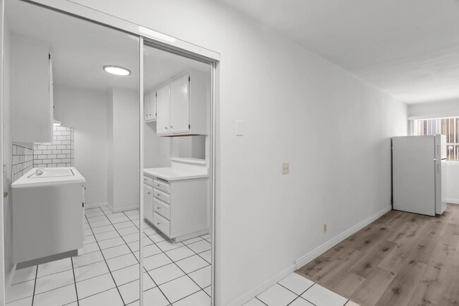 Photo - 1394 Midvale Avenue,