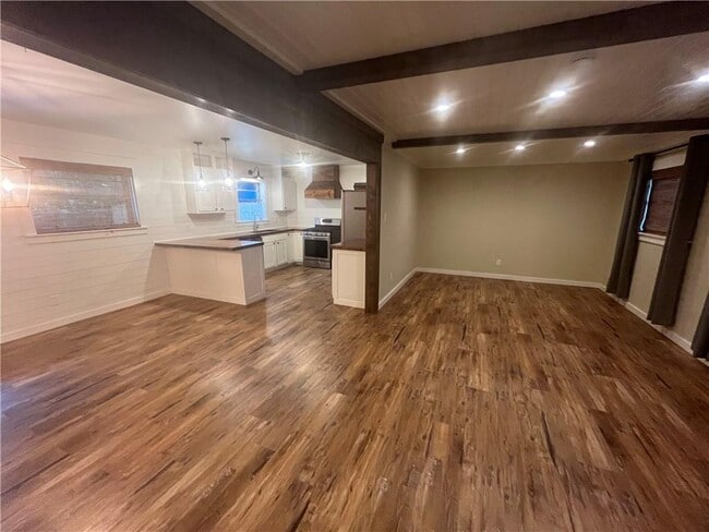 Photo - 30770 Cemetery Rd