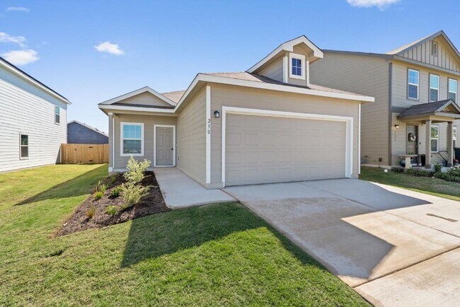 Photo - 230 Gabbro Gdns