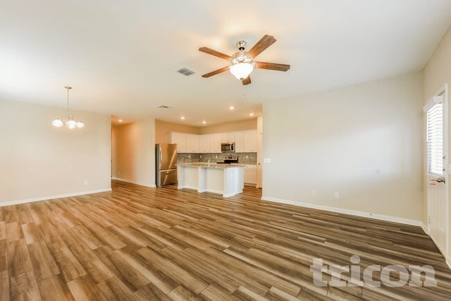 Photo - 14376 Gunsight Pass