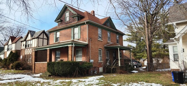 Photo - 1224 Jackson St