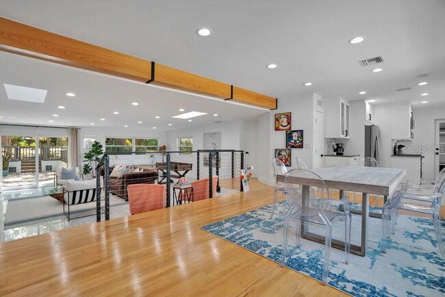 Photo - 820 East Blvd