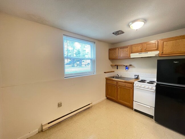 177 Loudon Rd Unit 203