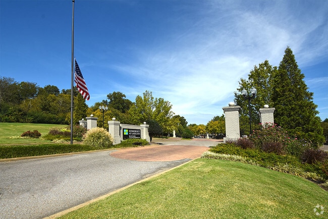 Building Photo - Somerset at Lakeland Rental