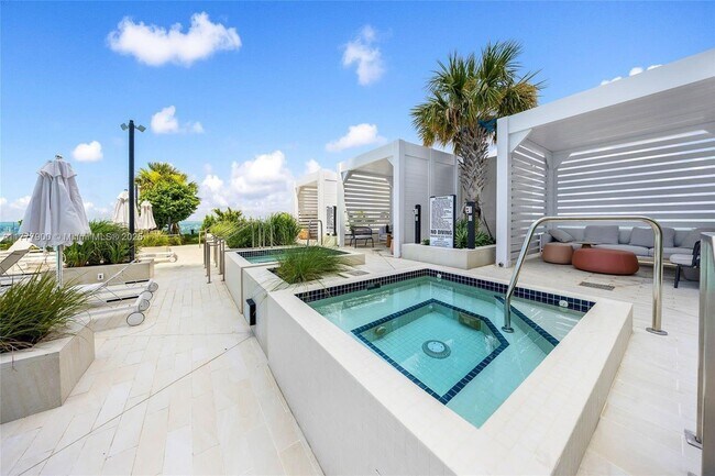Photo - 300 Biscayne Boulevard Way Unit 3009