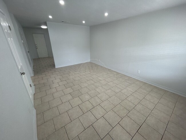 Photo - 4804 Cedarhill Cir Unit 4804 Cedarhill Cir C