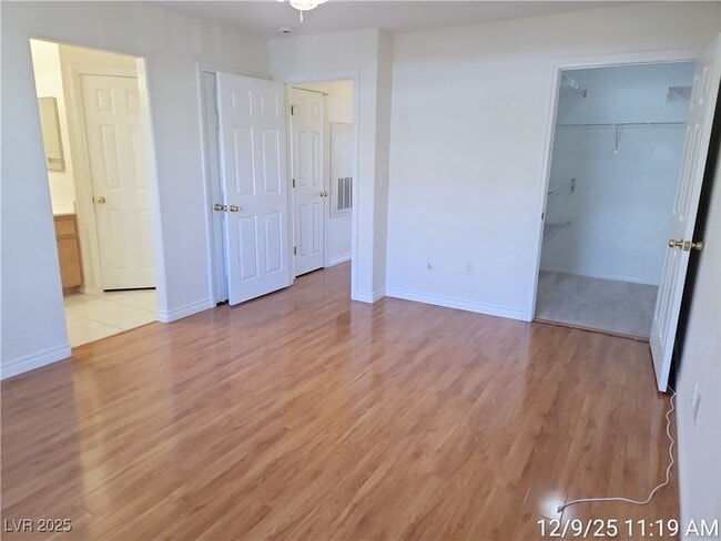 Photo - 1987 Cutlass Dr Unidad 0